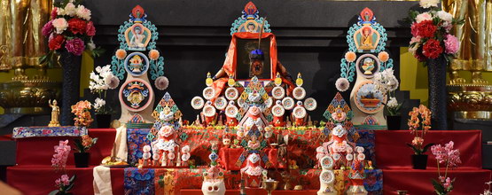 Ołtarz przygotowany do Gutoru